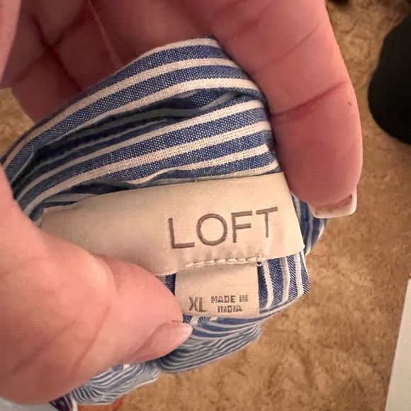 Loft, button down, pinstripe w/ birds - Picture 4 of 4